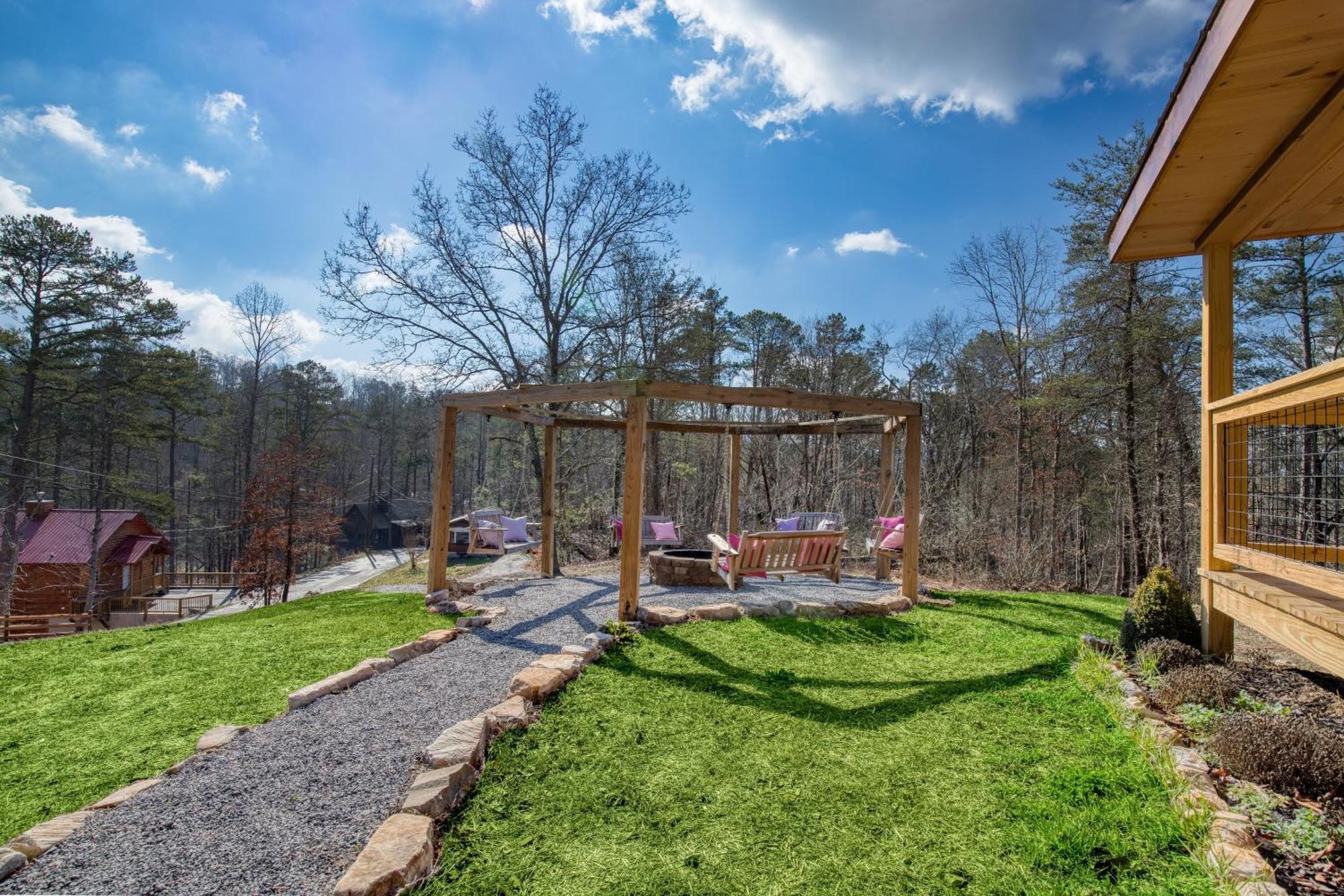 Pink Pines Avantstay Luxury Aesthetic Dream Home Indoor Pool Hot Tub Pigeon Forge Εξωτερικό φωτογραφία