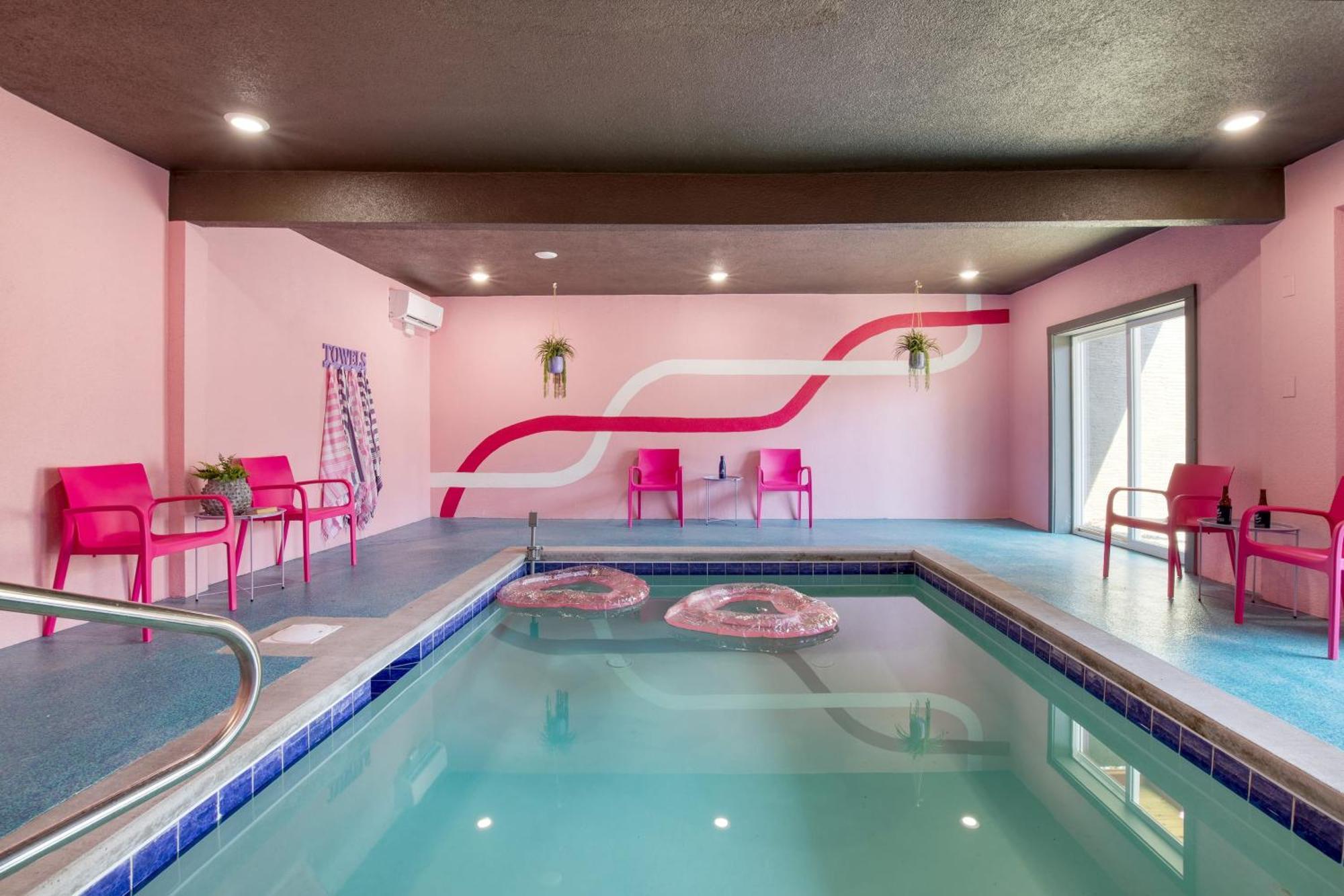 Pink Pines Avantstay Luxury Aesthetic Dream Home Indoor Pool Hot Tub Pigeon Forge Εξωτερικό φωτογραφία