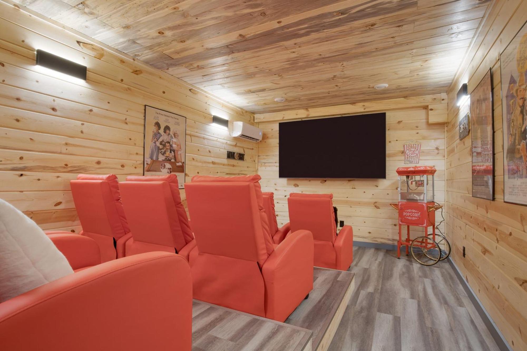 Pink Pines Avantstay Luxury Aesthetic Dream Home Indoor Pool Hot Tub Pigeon Forge Εξωτερικό φωτογραφία