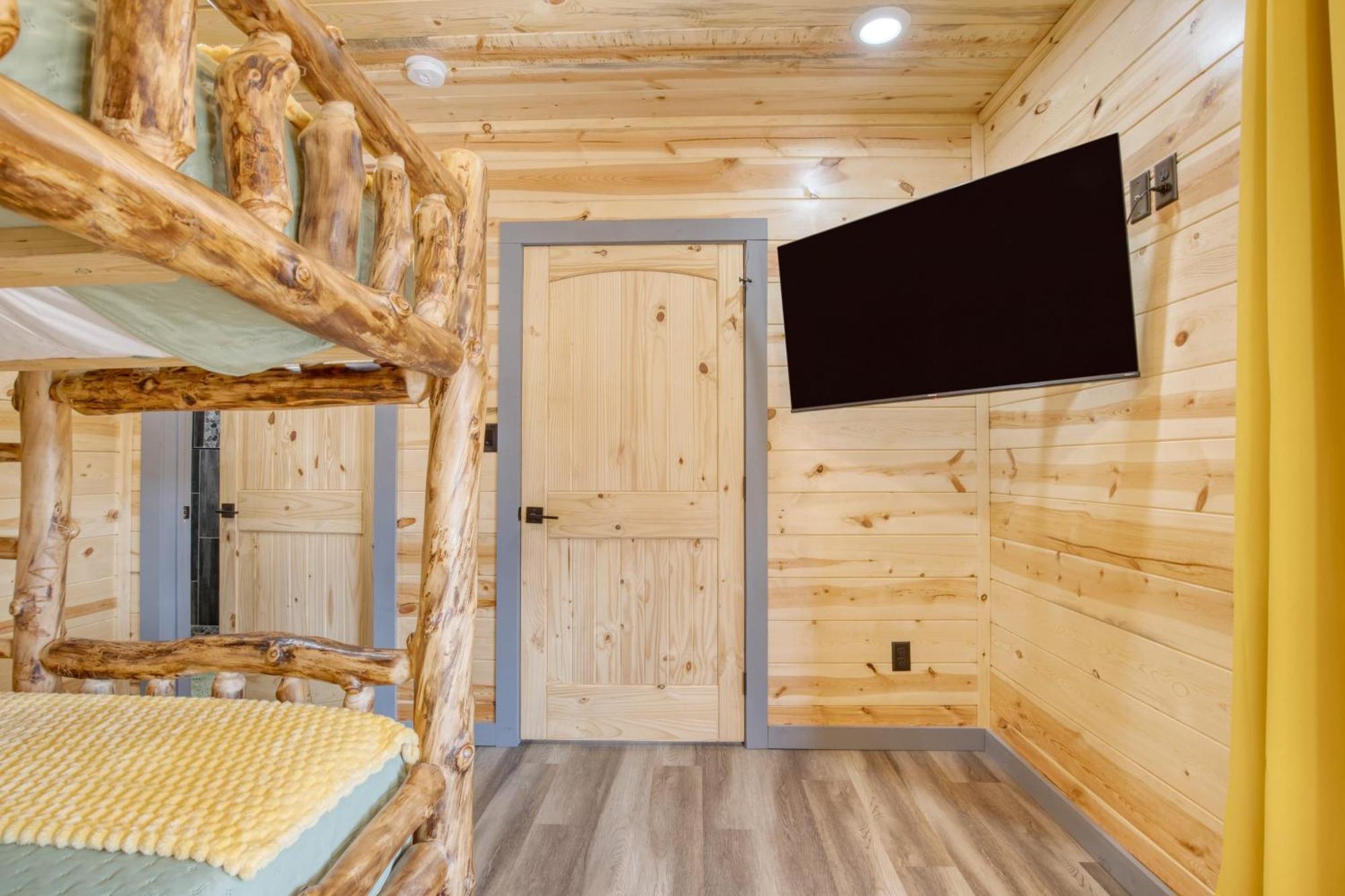 Pink Pines Avantstay Luxury Aesthetic Dream Home Indoor Pool Hot Tub Pigeon Forge Εξωτερικό φωτογραφία